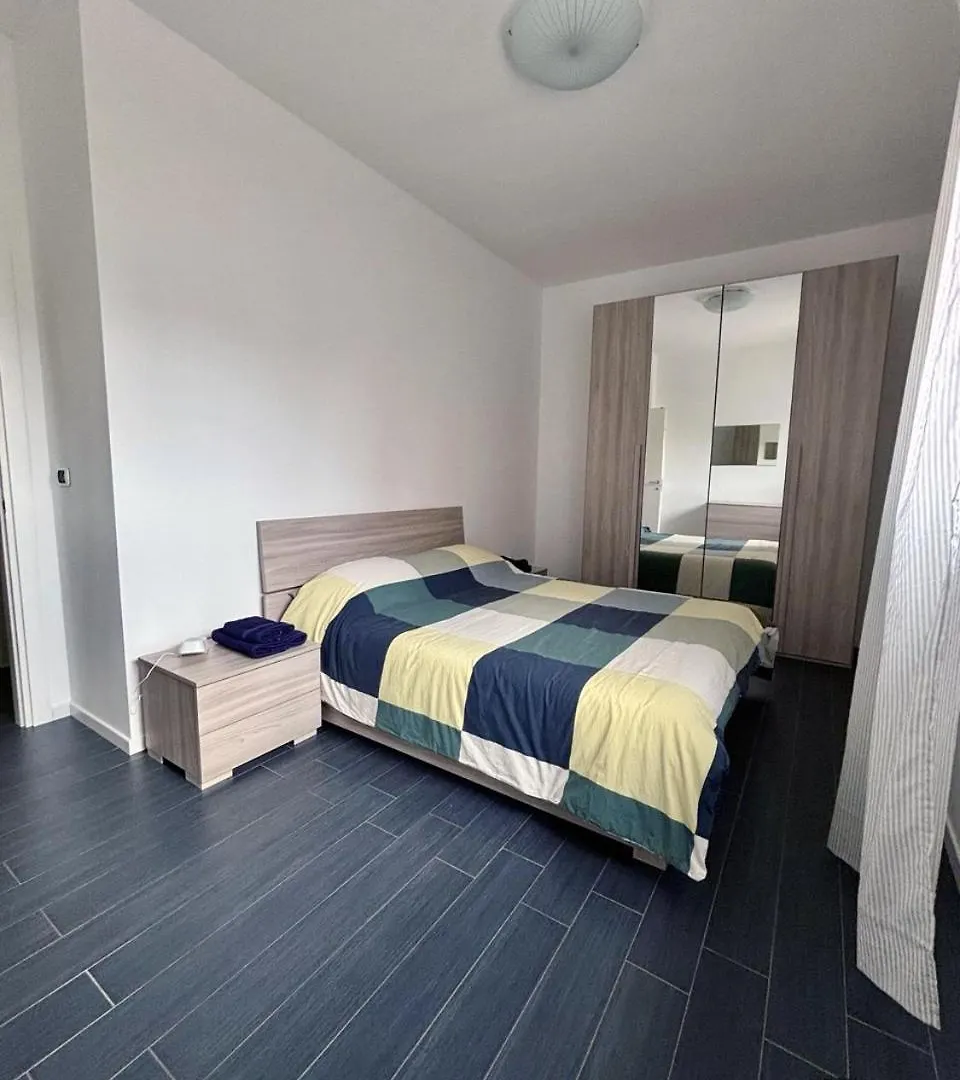 Casa Matilda Apartment Milan 0*,